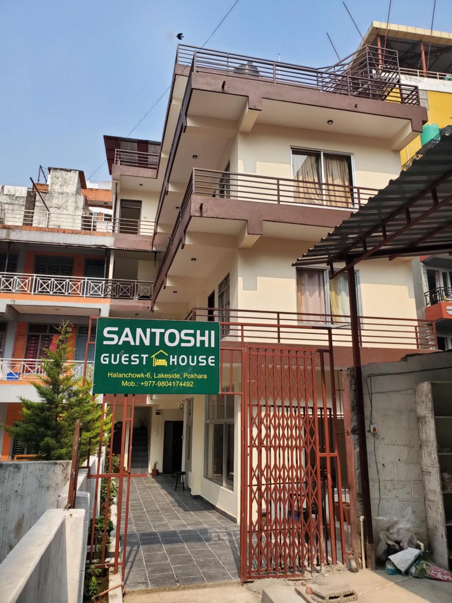 Santoshi Guest House, Pókhara Exteriér fotografie
