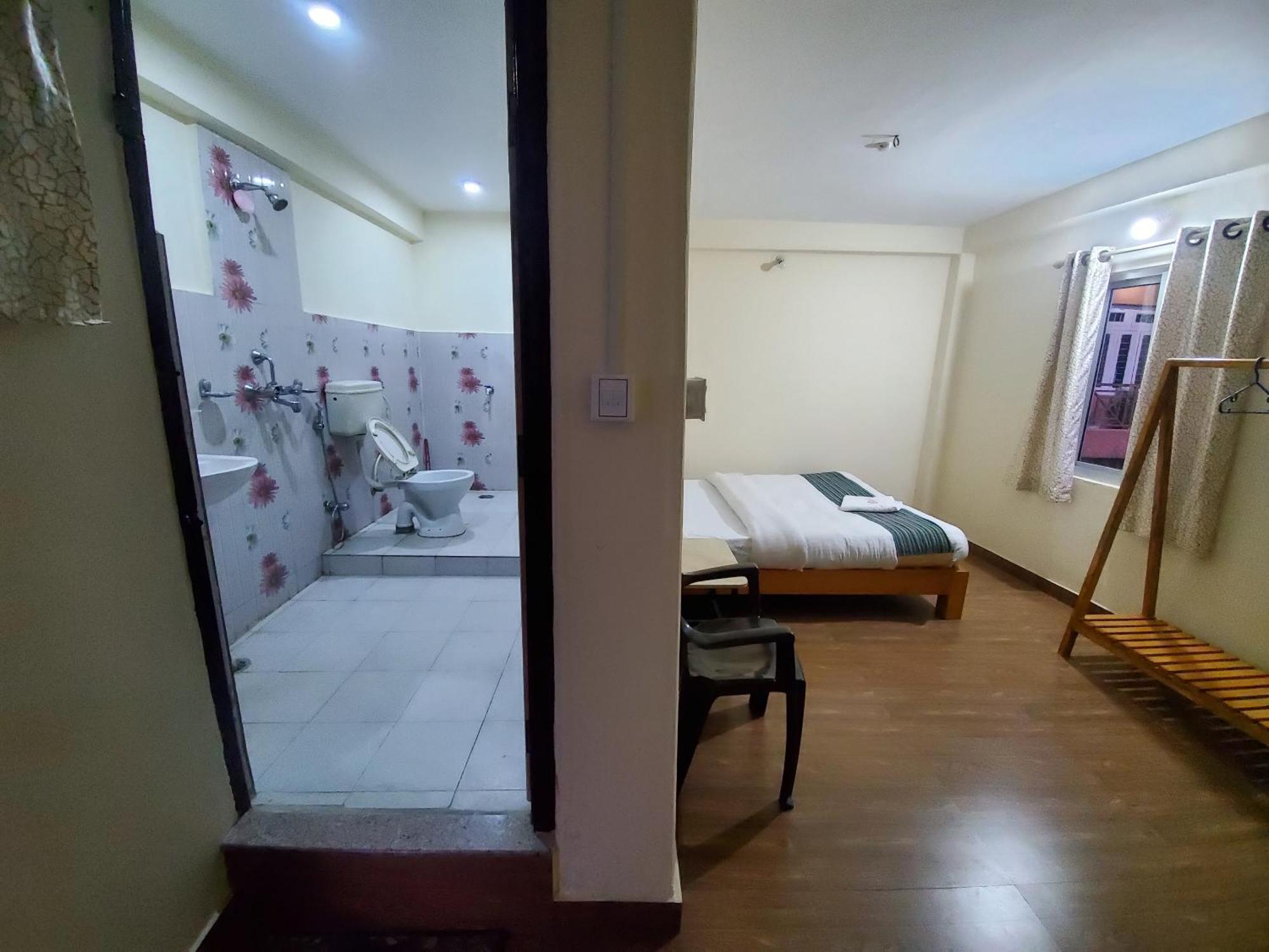 Santoshi Guest House, Pókhara Pokoj fotografie
